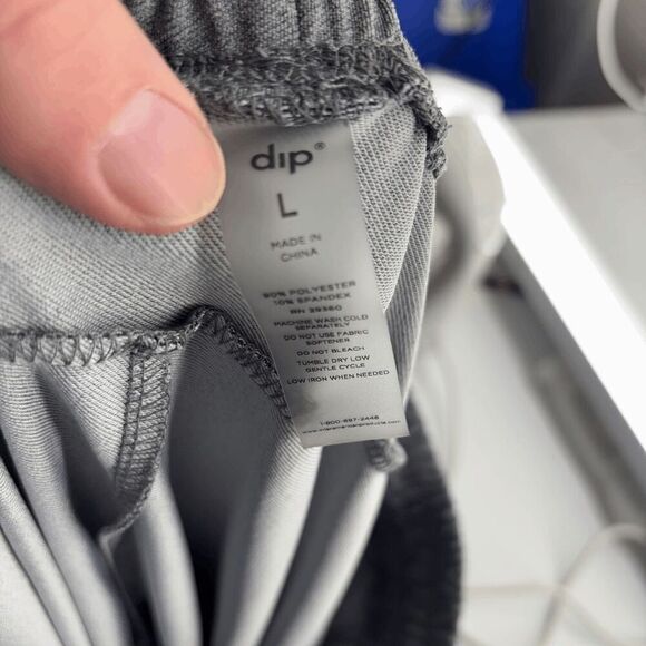 DIP Activewear Jogger Gray Black accents Zip Bottoms Size L EUC - Picture 4 of 4